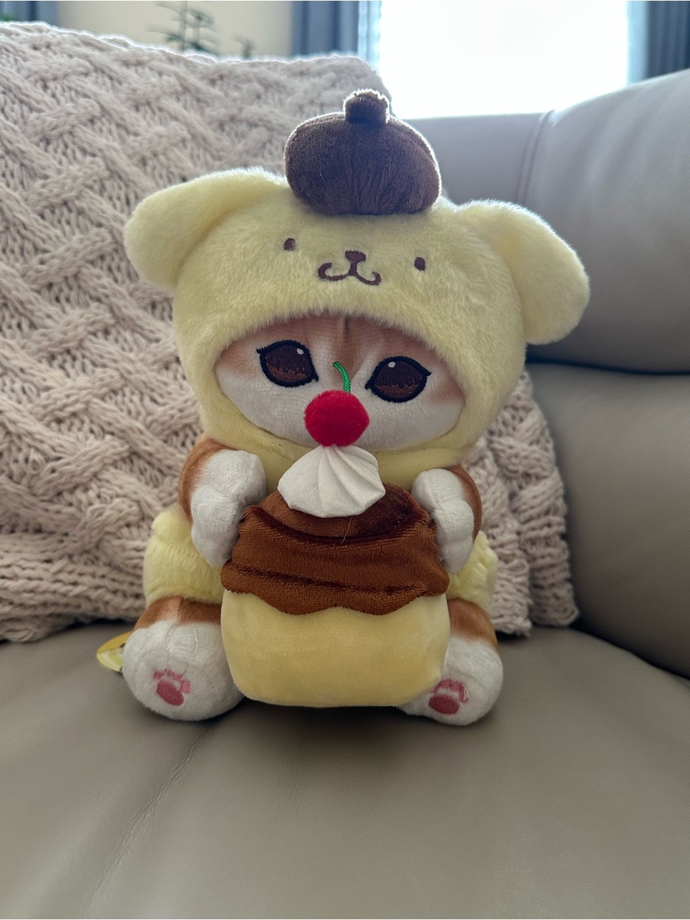 Mofusand Pompompurin Plushie